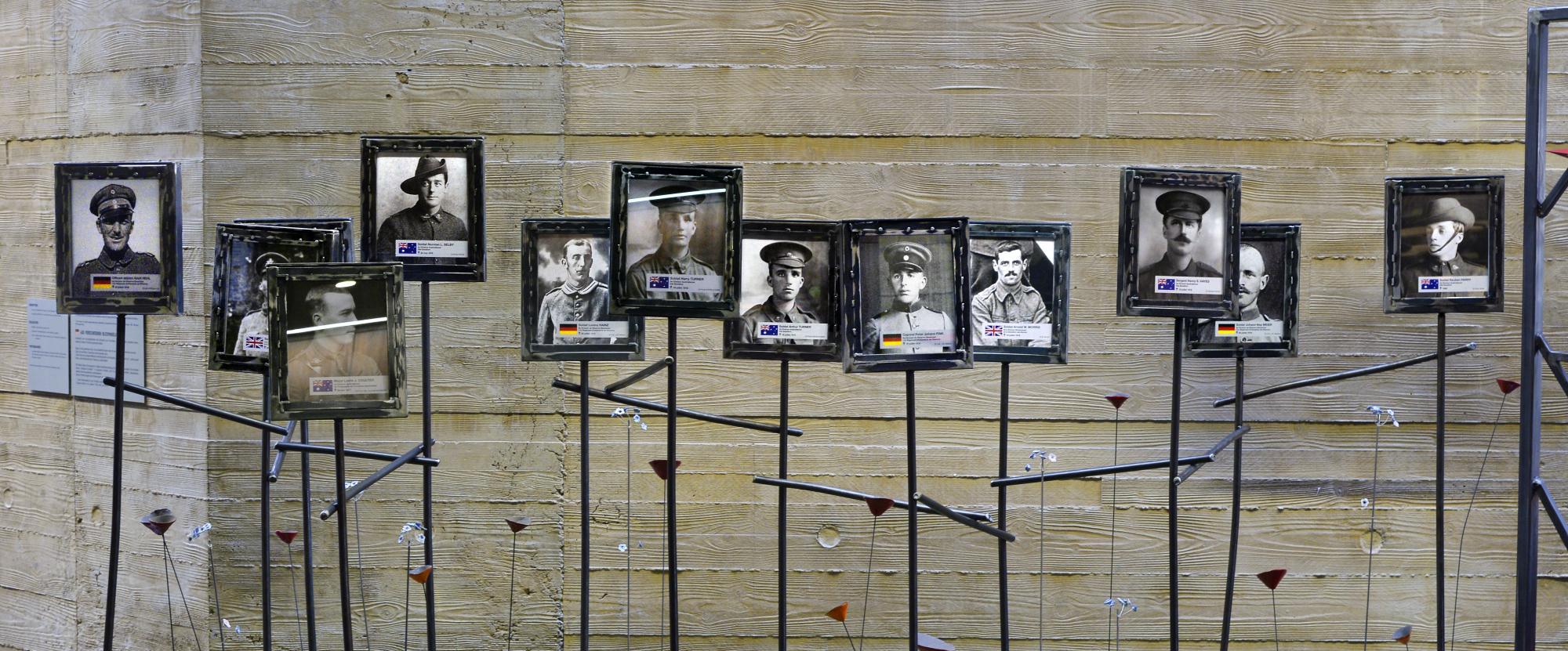 a travers leurs regards