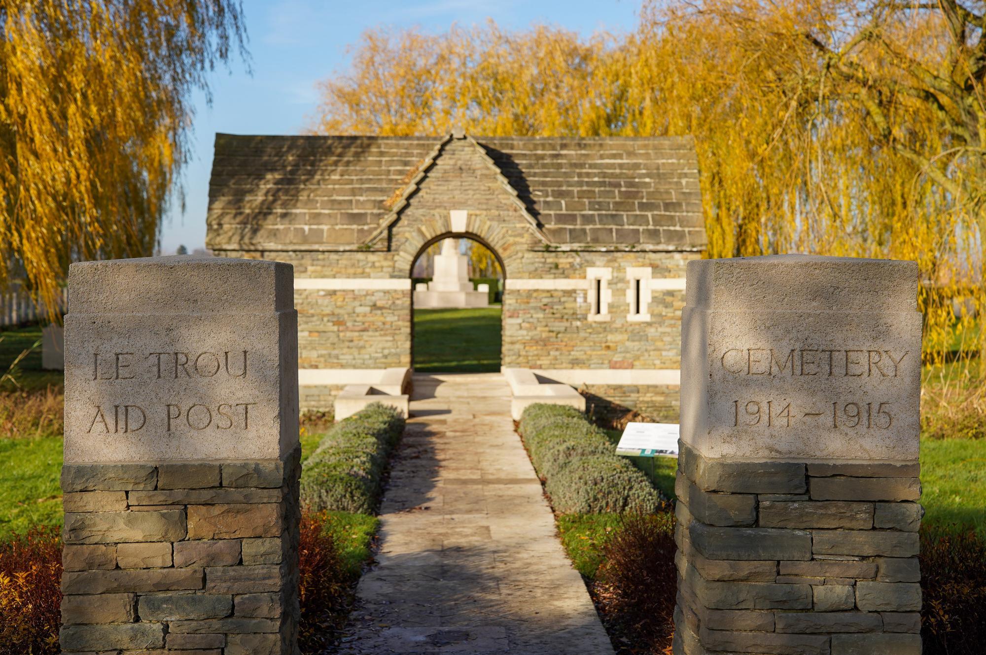 le Trou Aid Post military cemetery